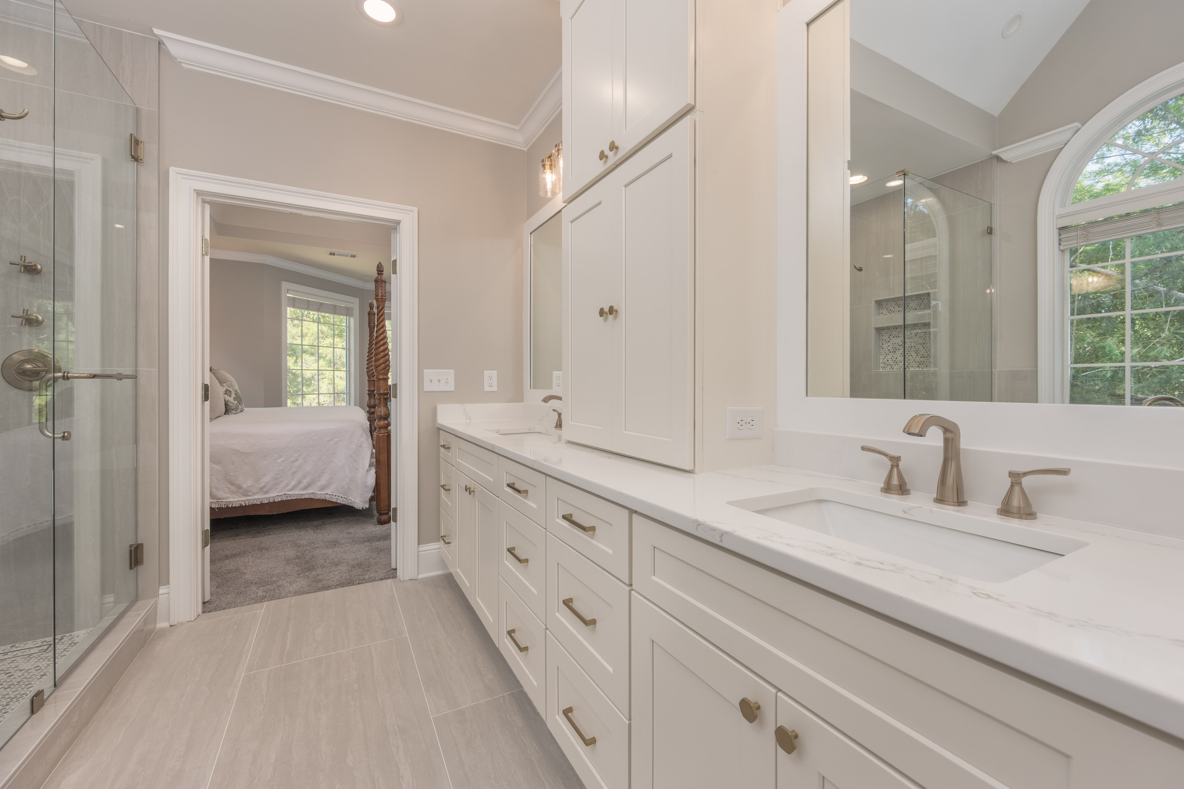 1011 Penfield Way image 17